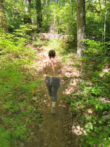 I usually like to stay behind my wife on the trail, but there's some good views on front as well by Seahorseshusband