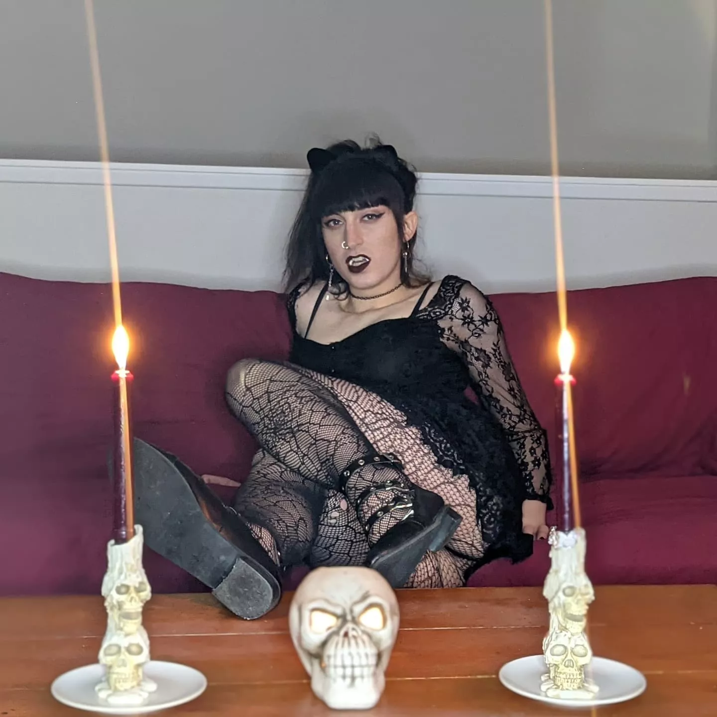 I vant to suck your cock 🧛🏻‍♀️🦇🧛🏻‍♀️😅🥵 posted by diybabe666