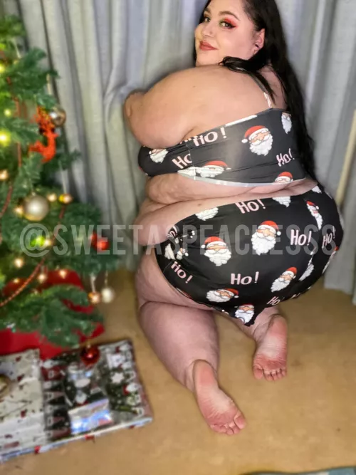 I wanna be a Ho Ho Ho with you 😈