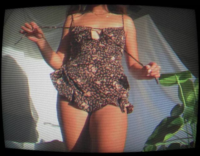 I wanna be buried in this dress.. by Goldenpun