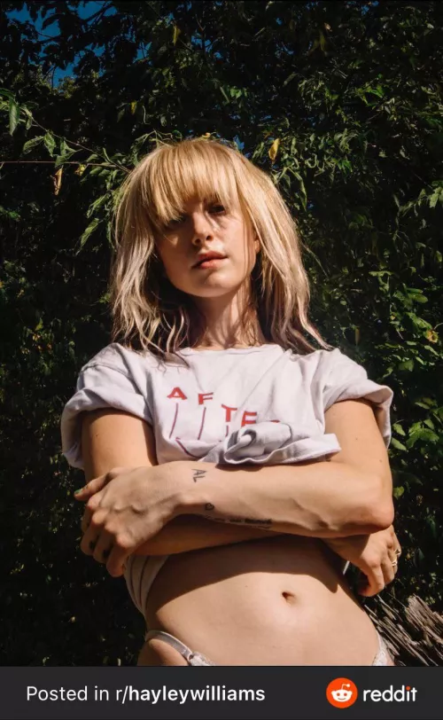 I wanna be pegged for Hayley by xRash3d