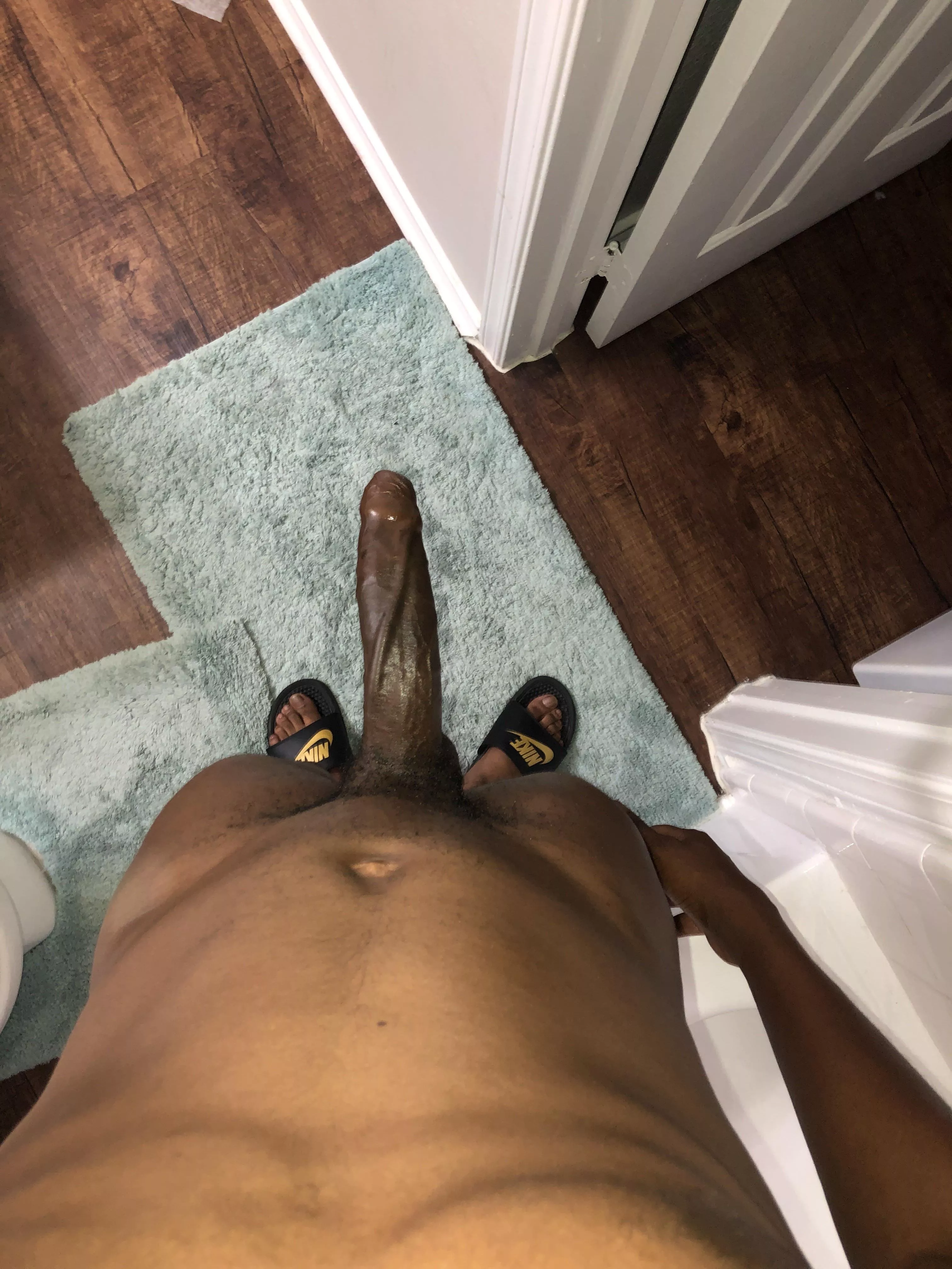 I wanna compare with somebody who’s dick is bigger than mine posted by Skiparotchi