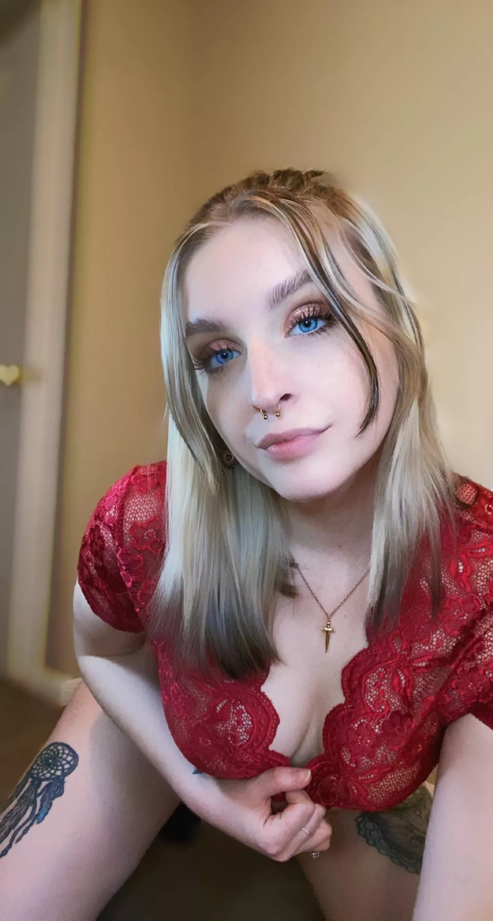 I wanna do bad things to you 😈 posted by wiinierox