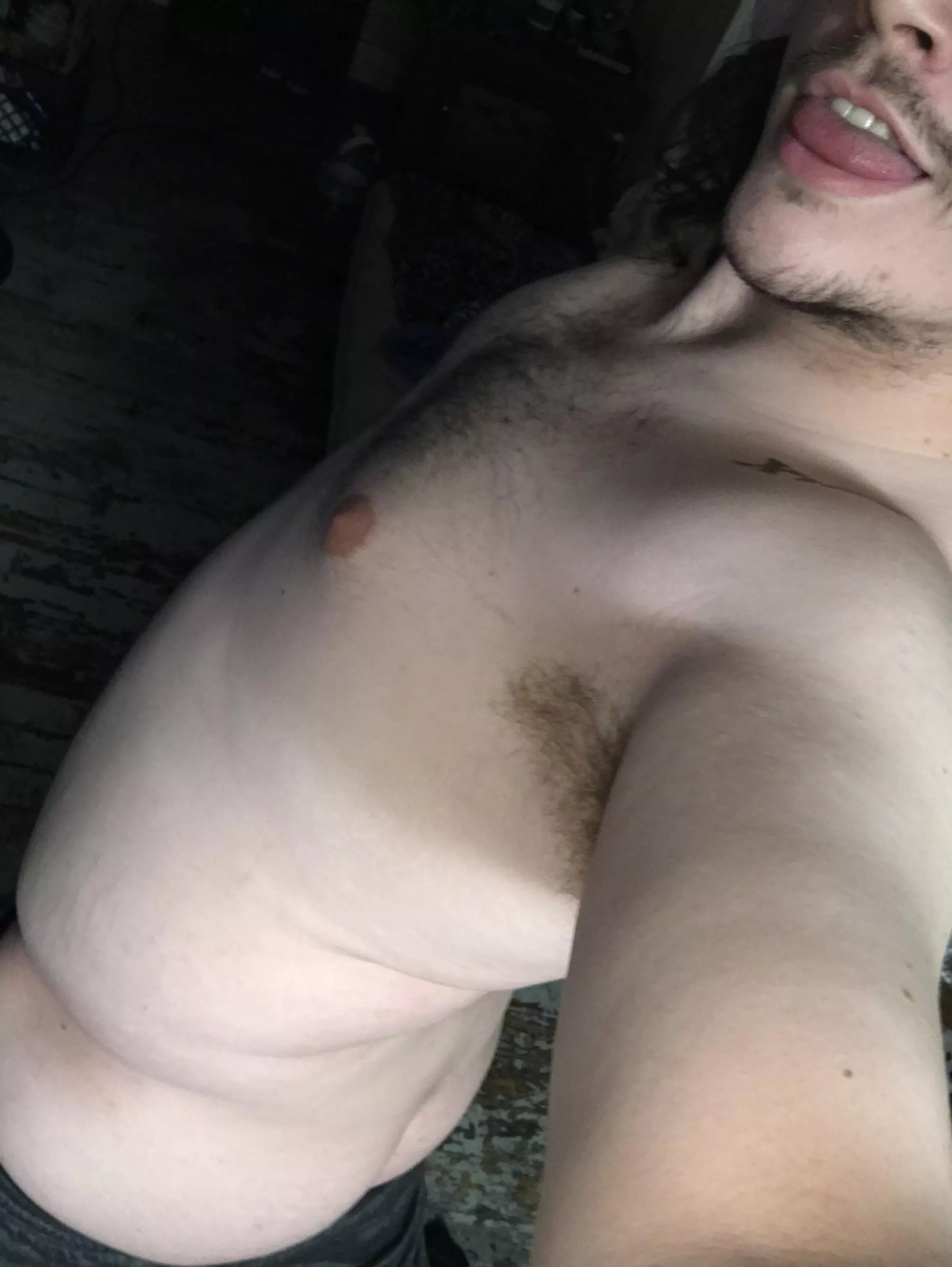 I wanna get HIGH and rub my body against yours 😍 posted by BearHighness