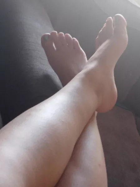 I wanna get my toes redone. 🤔🤔😏 by Luciousgirl420