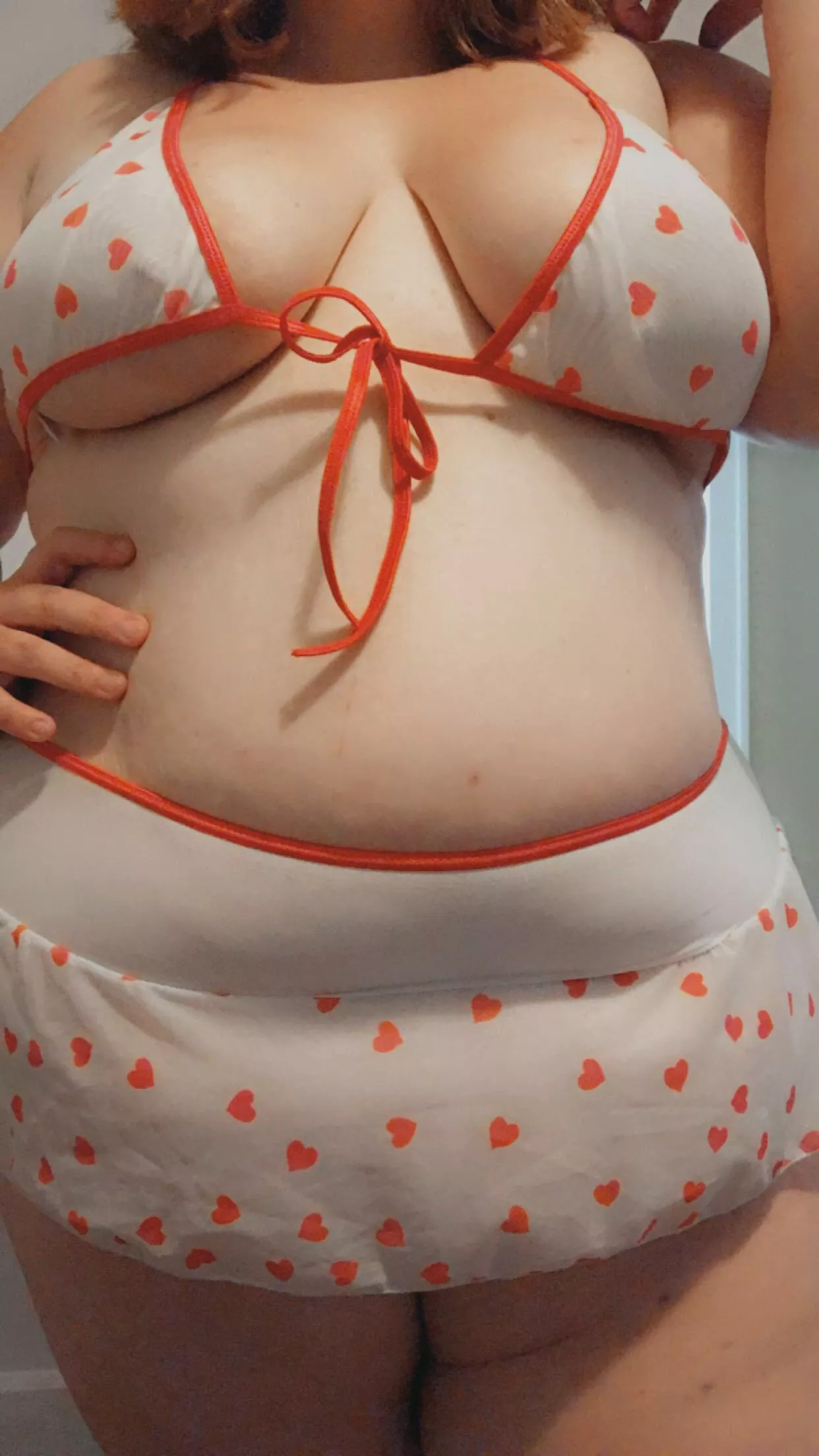 I wanna play with somebody sooo bad 🤫😈 posted by cadicromwellx