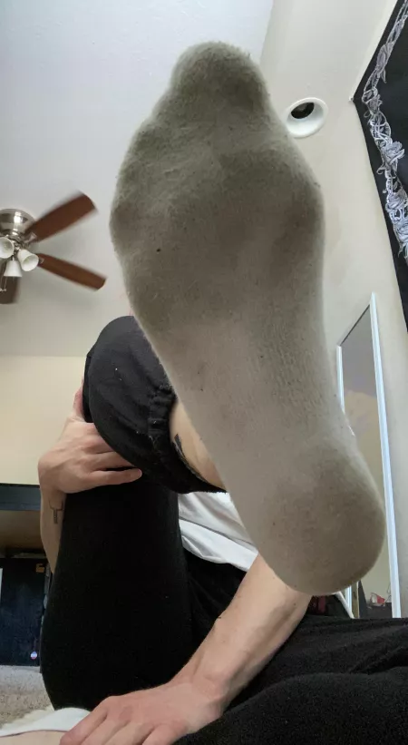 I wanna step on you. by ghostqueen69