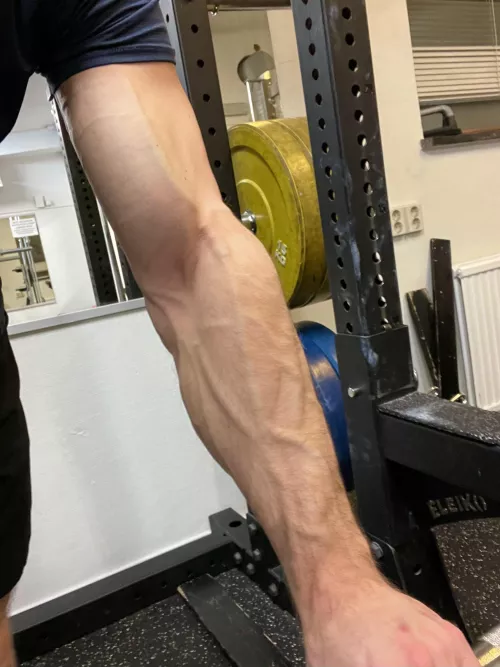 I want someone to grip me like this. by Fitcookieface