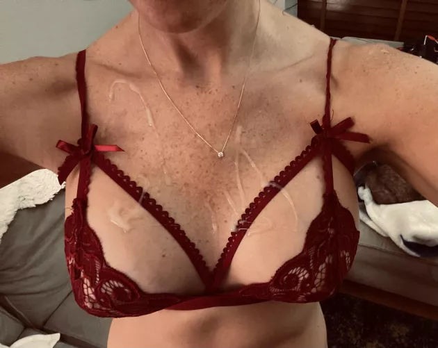 I want to be completely drenched. Have another load for me? by SnowieBanks