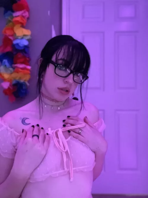 I want to be your glasses, so I can sit on your face all day long 😈 by forsureforsure412