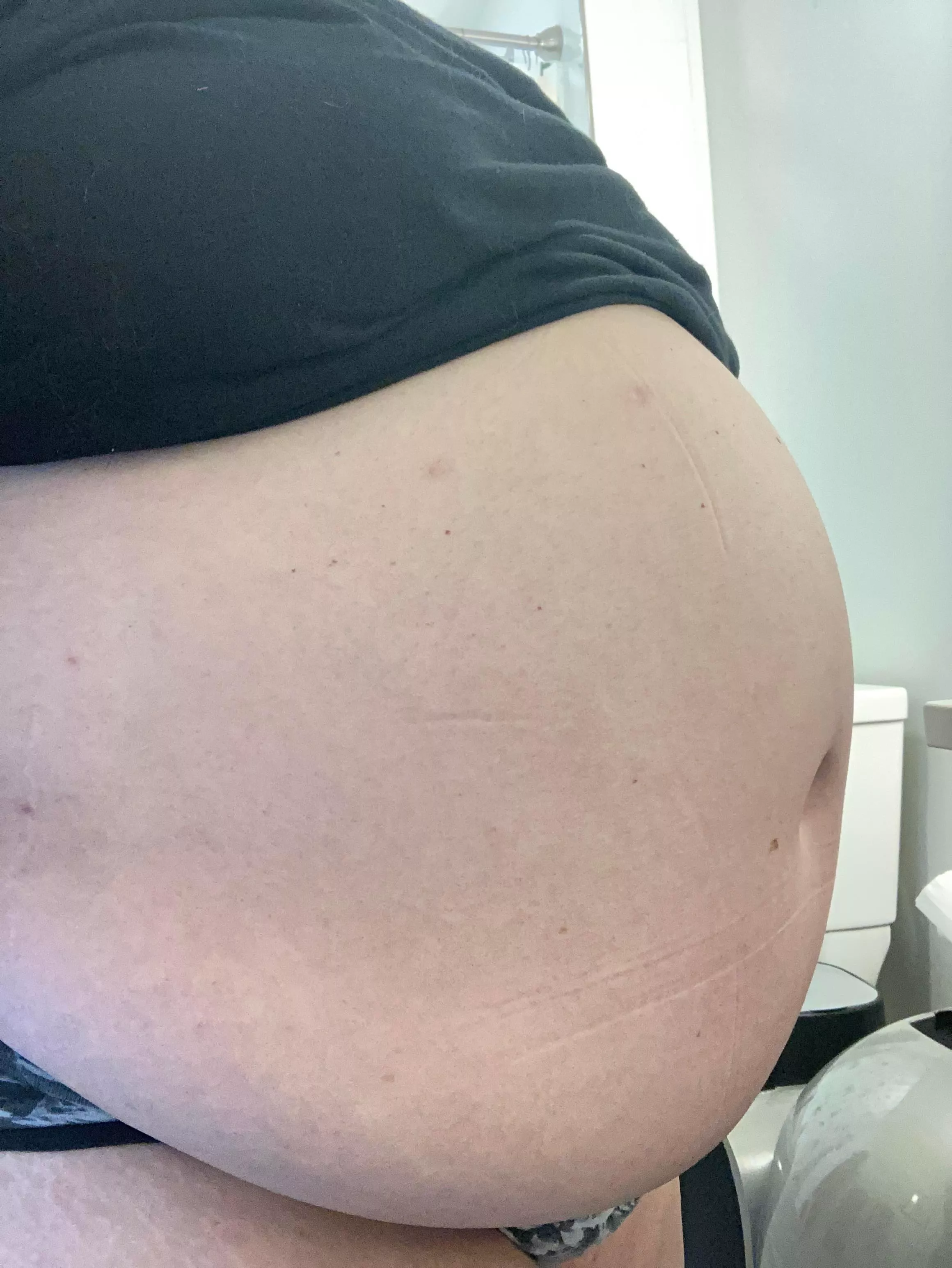 I want to get fatter & fatter… posted by BrattyCurvyAsian