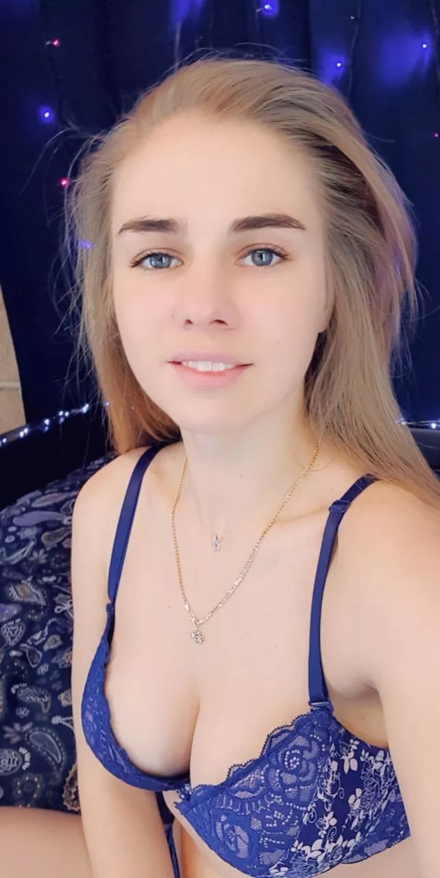 I want to imagine you teasing me with your caresses.😍 How you excite my pussy. 🍓🍆Do you like my idea? 🔥Click on the link below posted by Due_Tie5344