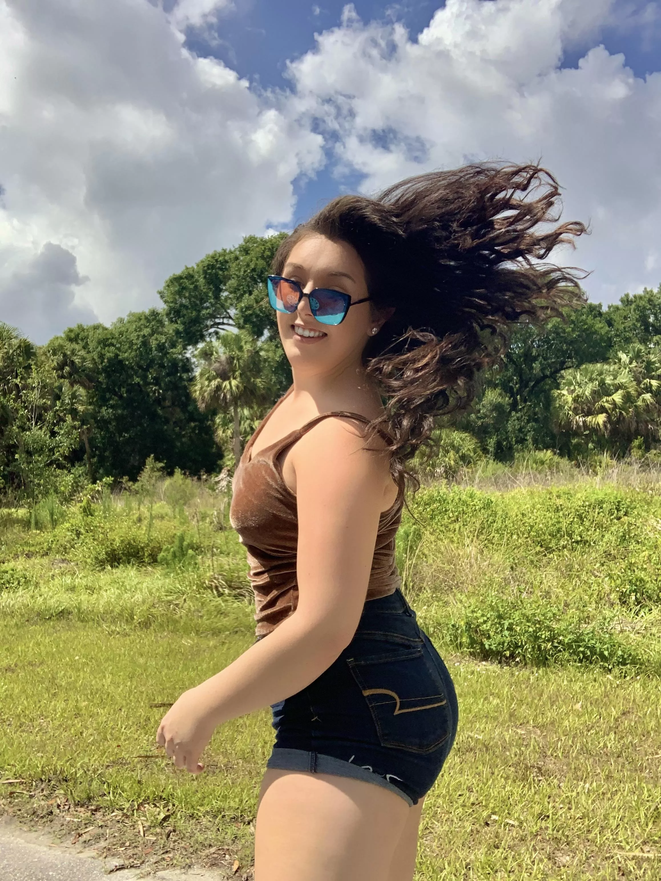 I want to ride your face into the moonlight 🌝 posted by DakotaNeo