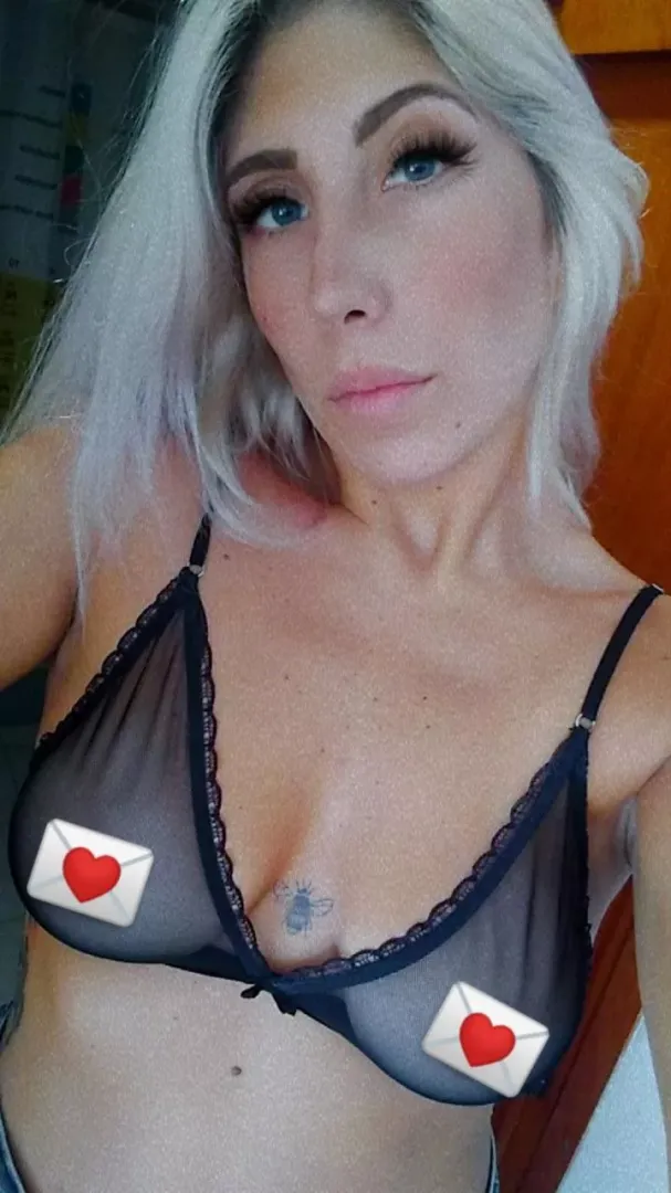 I want to ruin you pathetic little clit. On your knees is where u belong 💅 posted by wildbeautygirl