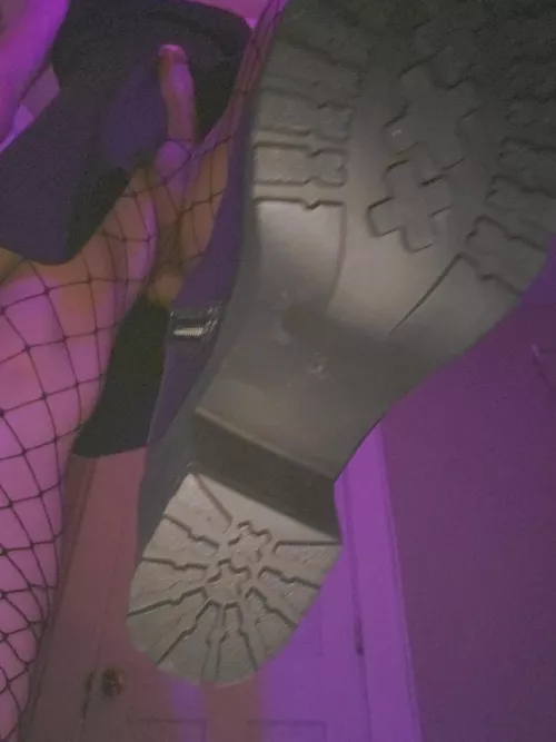 I want to step on some sissies by z403854