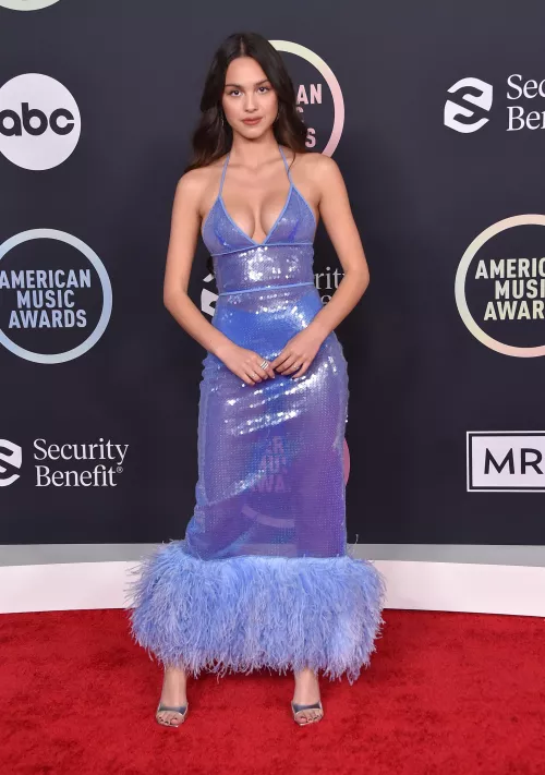 I want to stretch Olivia Rodrigo to her limit by itsthehornypolice