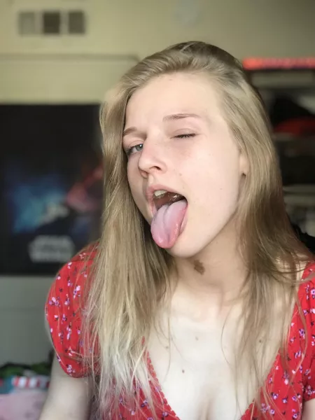 I want you 👅 by crystalmoonclub