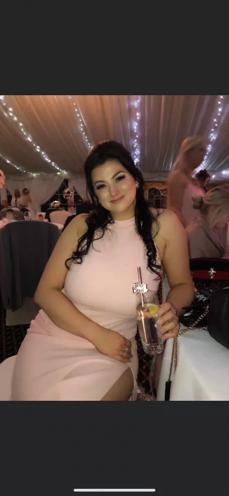 I want you to cum over my slut for her nudes. Kik: bigboy199777 by Bigboy199777