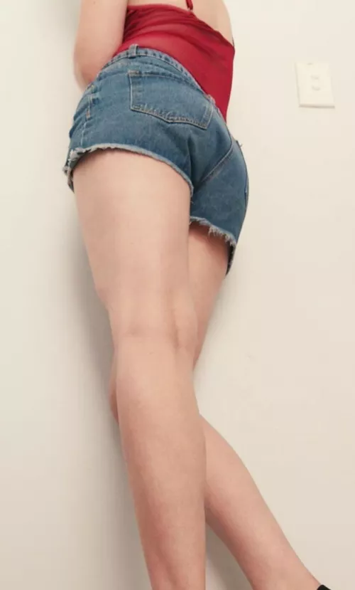 I want you to kiss me everywhere by sexy_anima