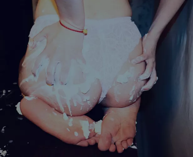 I want you to lick my legs by -Ulises_Deacon-