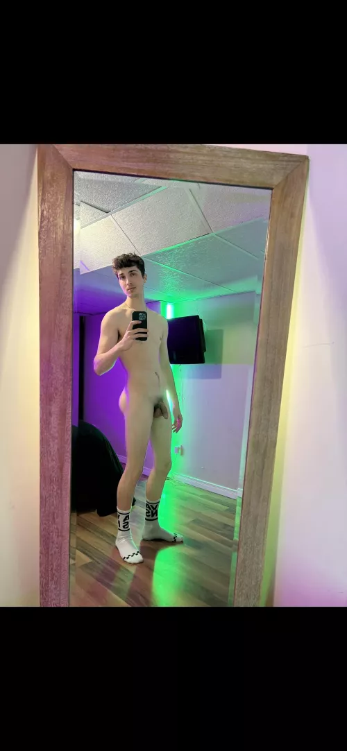 I want you to put my soft cock and balls in your mouth by sadboycad