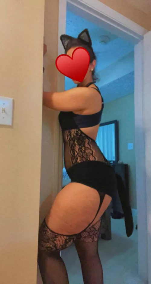 I want your cum all over me by Jojolove24