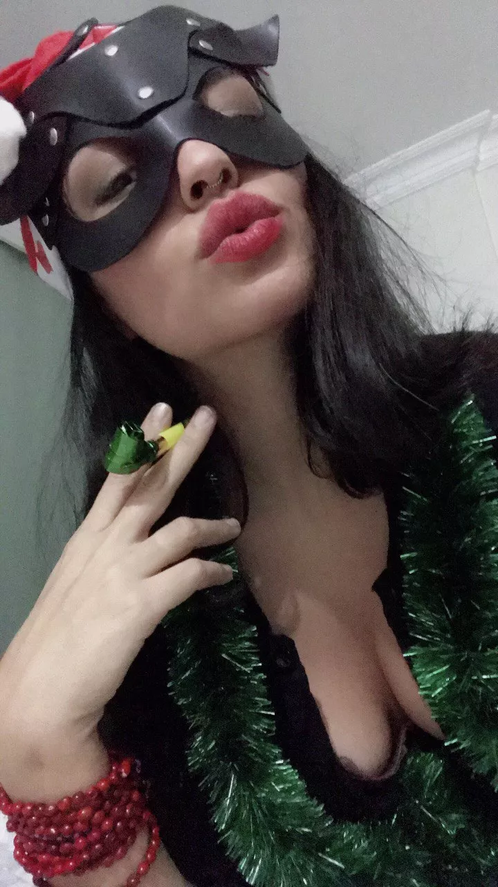 I wanted to share today.To be continued 💫 my lips gorgeous? 😂 posted by LindaBerryDOM