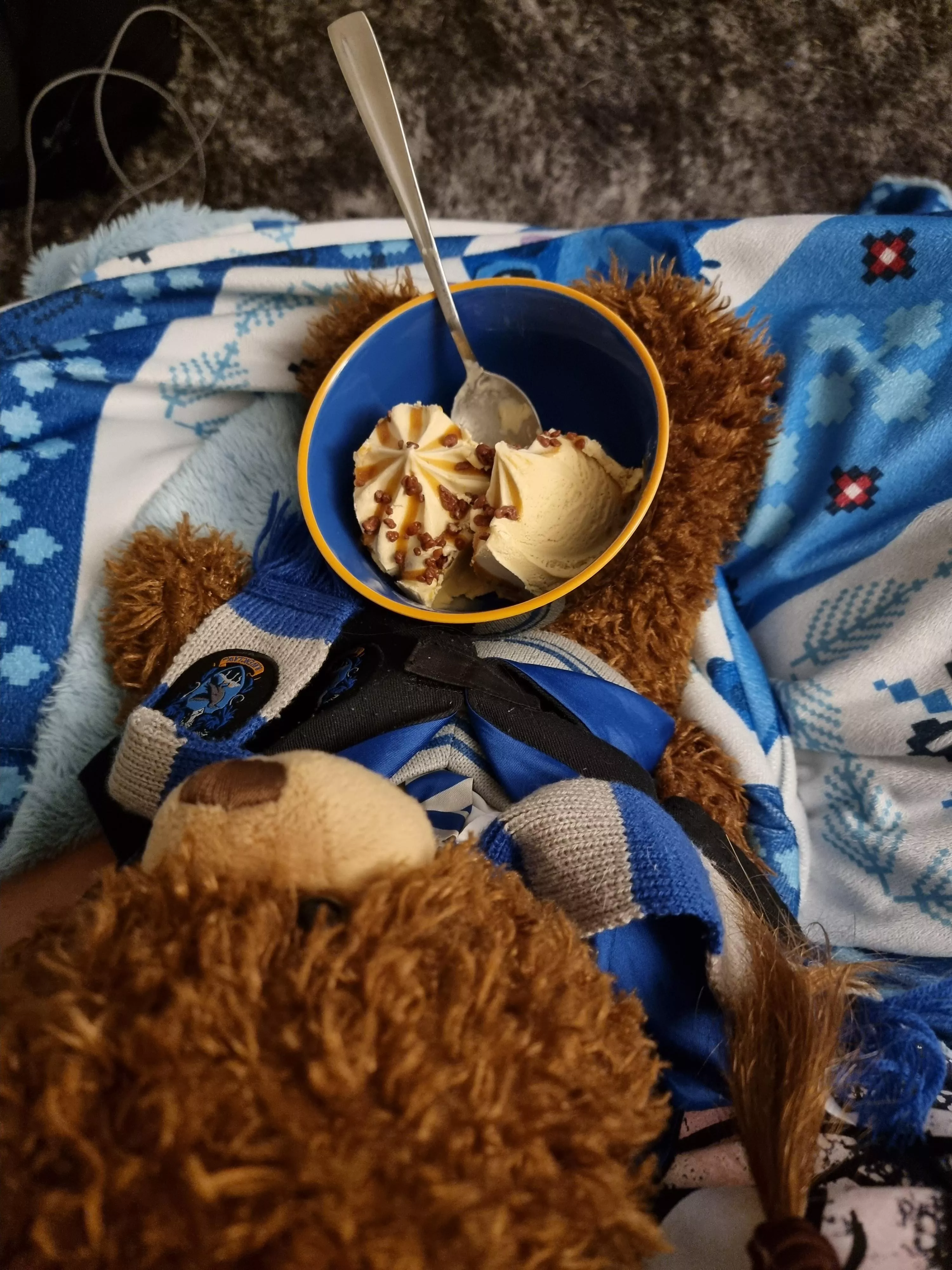 I was a good girl today and ate all my yuck yucks (peas) at dinner so Daddy let me have ice cream! Me and Luna shared it was yummy! 🥰 Daddy also said big me did great at work this week (even though it's only Tuesday 🙊) and is proud of me 😁 I ha posted by RecordUnlucky5724