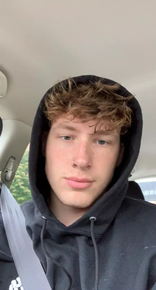 i was feeling myself a little bit this afternoon haha by collegettwink