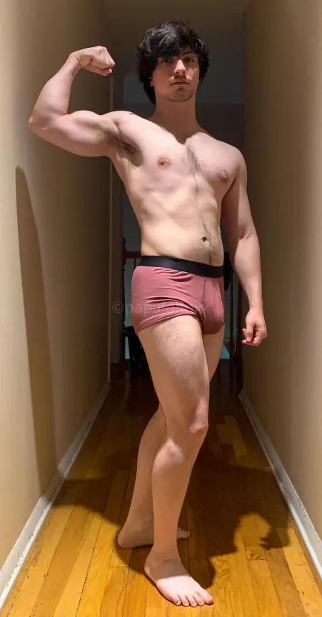 I was just flexing here by papajohnxx