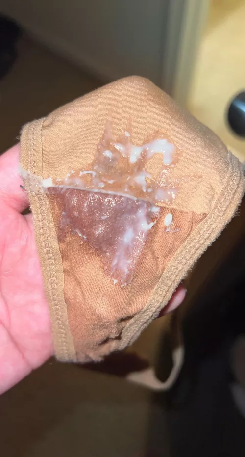 I was super creamy after fucking myself for an hour today 💦 by favlilangel