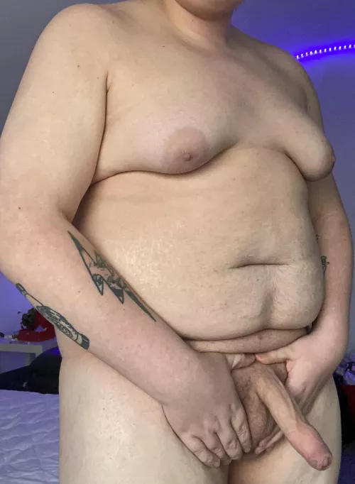I was unhappy with my cock size for so so long, it’s time to love myself more 🥰 by Acceptable_Curve_451