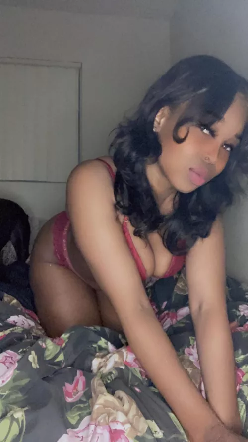 I wish I had someone to tease tonight 🤤 by milfieslutz