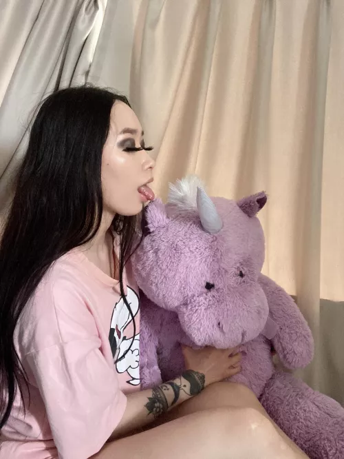 I wish this was your 🍆 ;) by minibubbles9