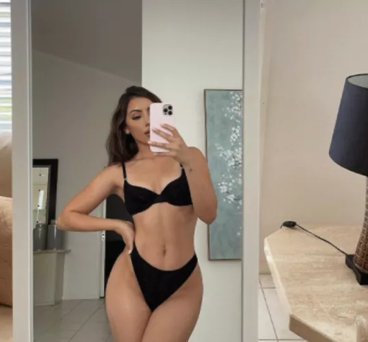 I wish you were in my hotel room. by Superpretty84