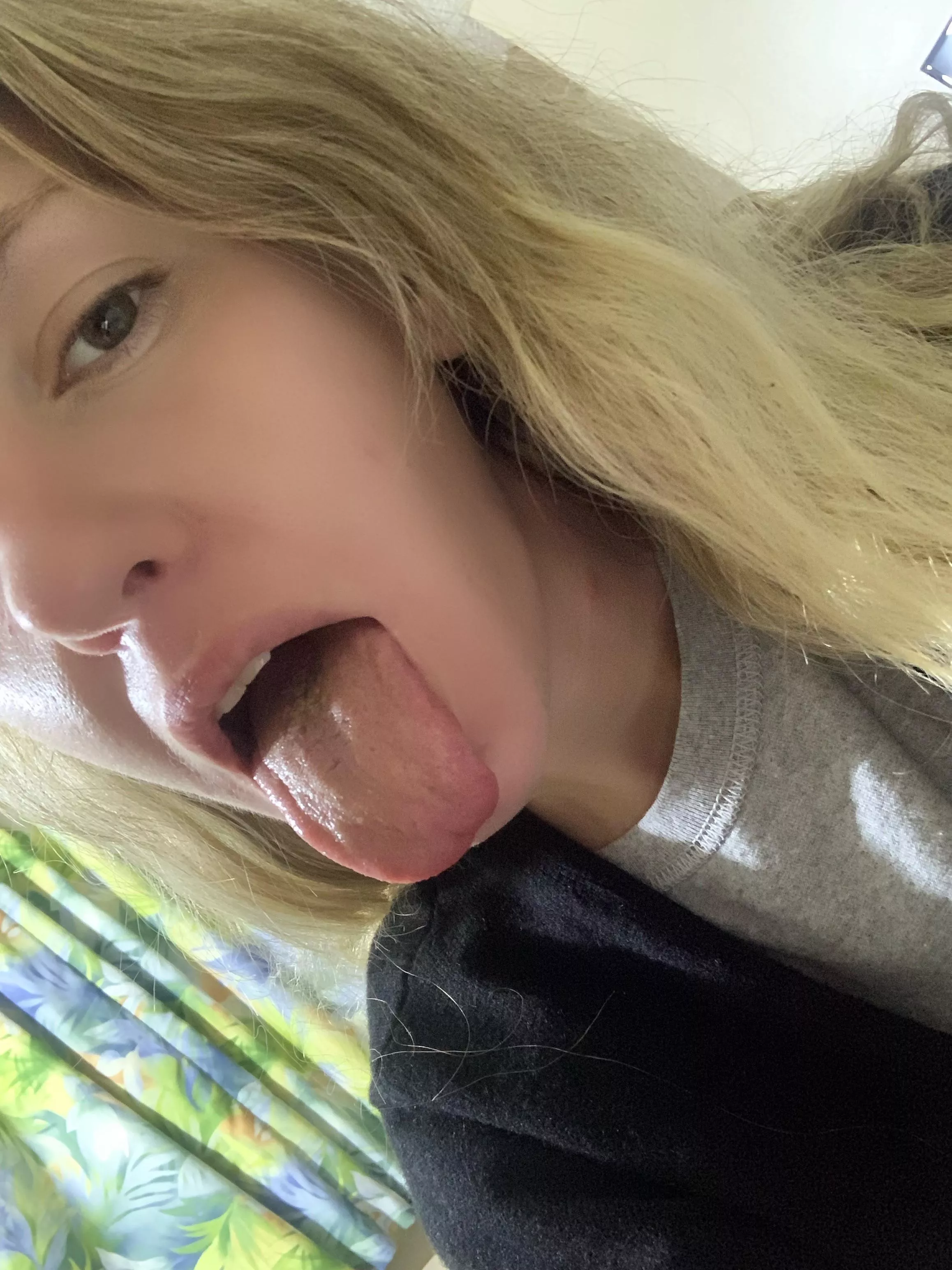 I wonder how fast I can lick down a popsicle posted by PantiePrincess300