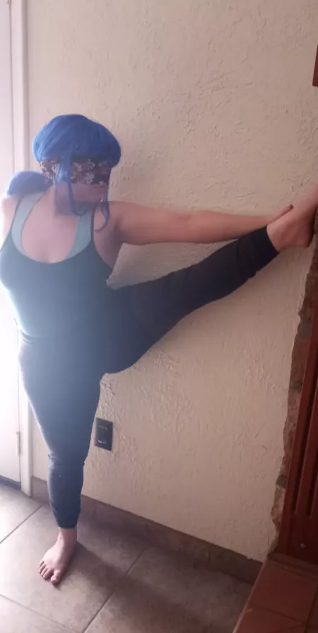 I wonder how long I'll have to train before I get it straight by AlhenaCastor