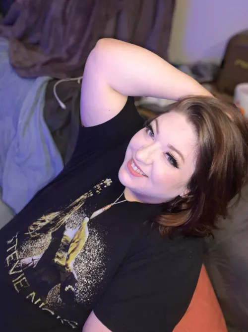 I wonder if I could be successful streaming? by mistressramonadanger