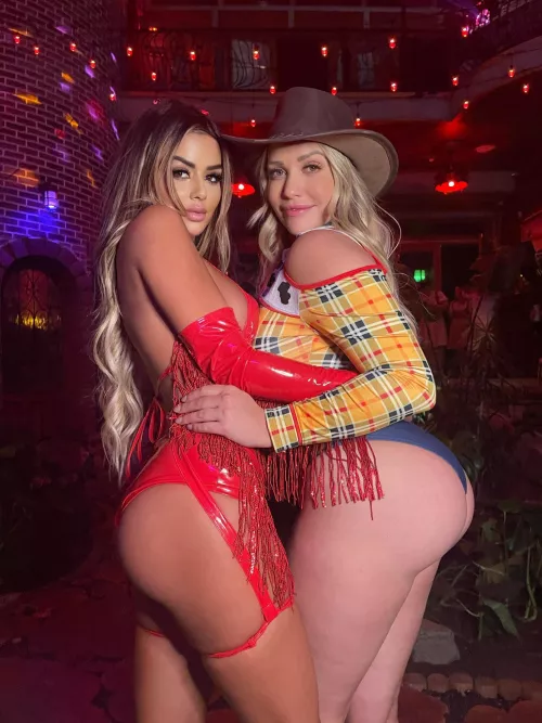 I wonder where Buzz is 😉😈 by Filipinosnack