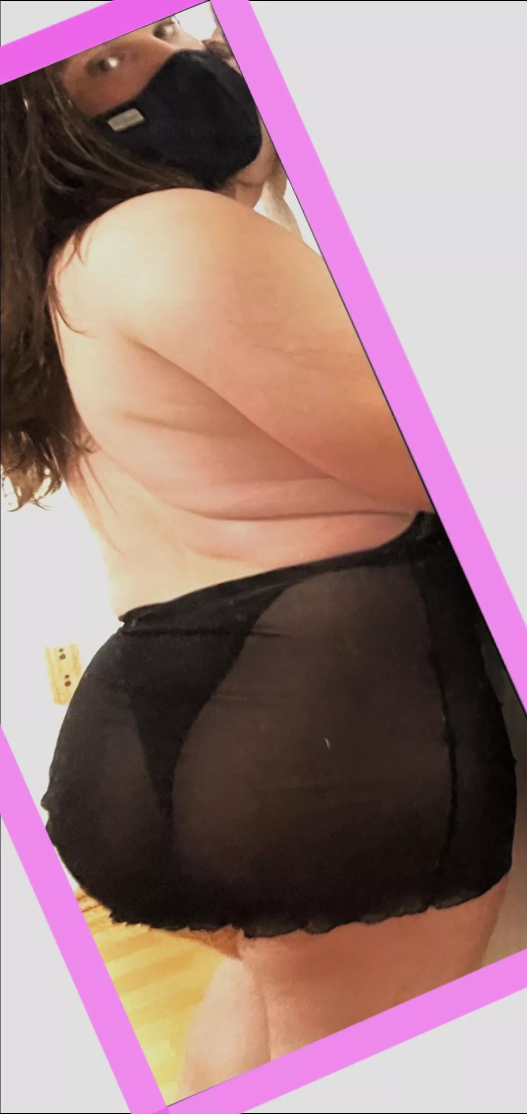 i would love to get cum tributes 😳💕 posted by LeaMango