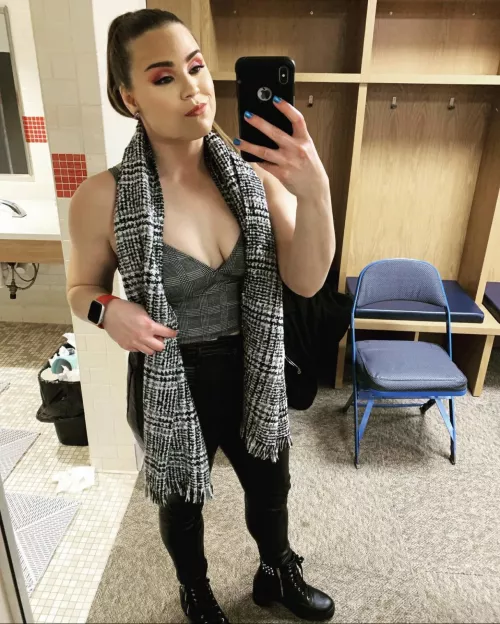 I would totally fuck Ref Jess, especially if she wants to show off more like this by xxxaccount123