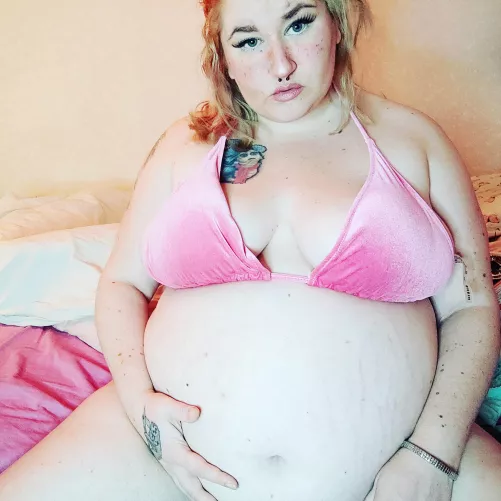 I'am so hungry tonight! I want a dozen of donuts. by Perviania