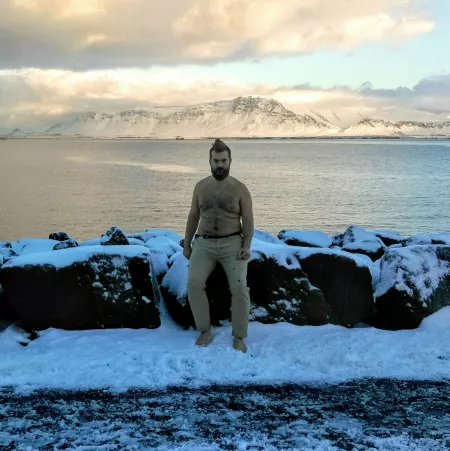 Icelandic guy like any other, nothing special. by [deleted]
