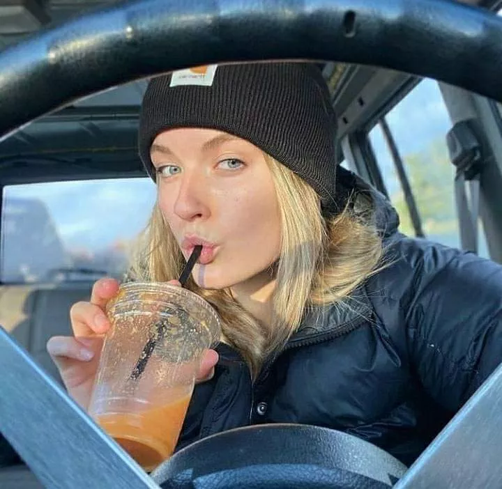 I'd like to be the man in the car behind her posted by LucMerenda80