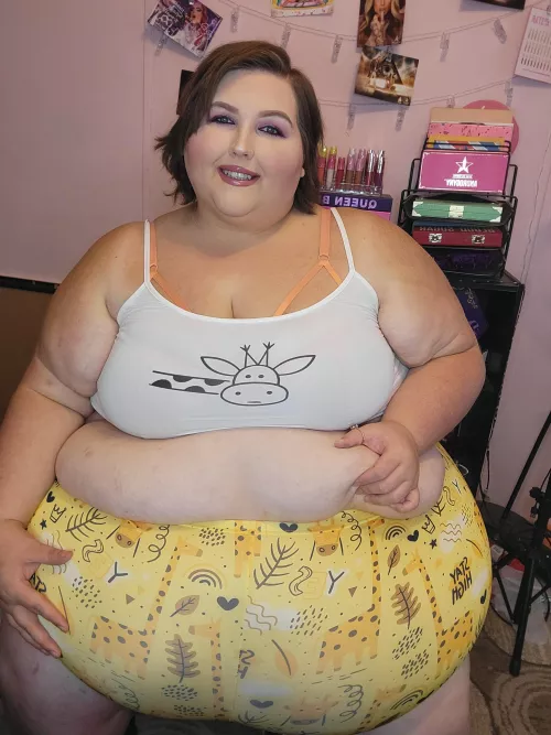 Id love for you to come grab my belly for yourself 🥵😍 by Hexssi