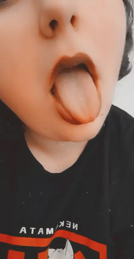 I'd love to make a lipstick ring around your cock 💋💕 by EtherealKiss