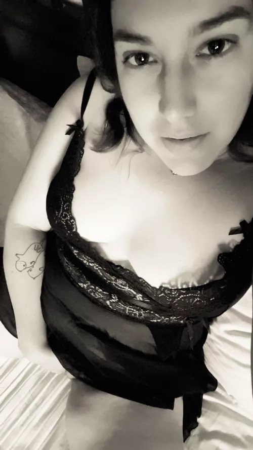 I'd love to watch another guy make her moan by Wrobel965