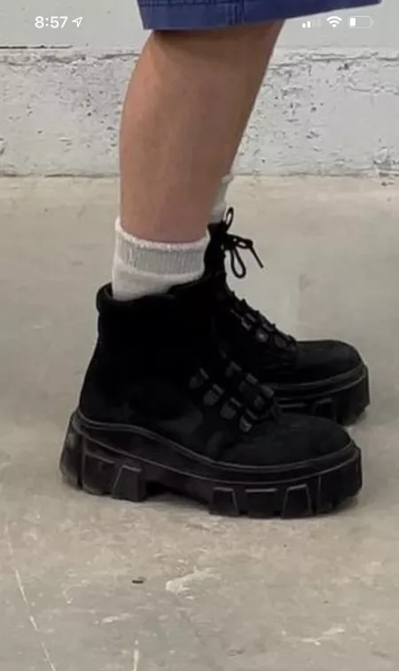 ID on these boots please ? by fognick