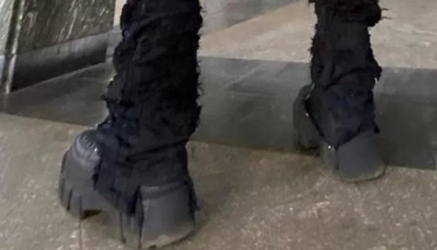 ID please? by Lilbronx22