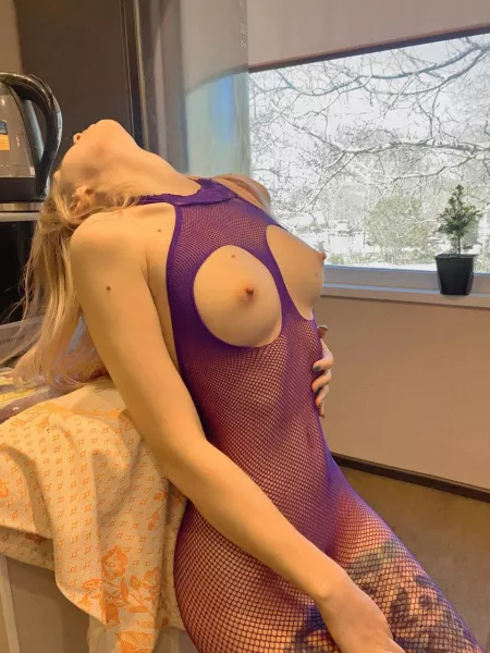 if even one guy likes my body i'll be happy by gina_rock